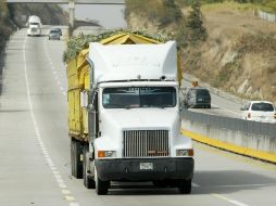 Washington aprobó el viernes la entrada de la primera empresa mexicana de camiones. ARCHIVO  /