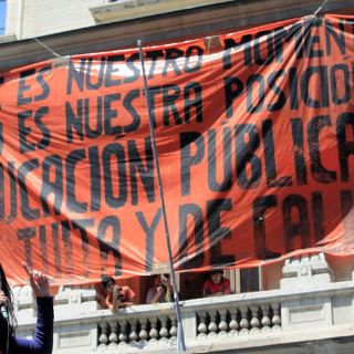 Gobierno colombiano invita a estudiantes a dialogar sobre reforma