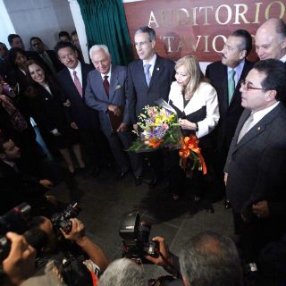 Imponen el nombre de Octavio Paz a una sala del Senado de la República