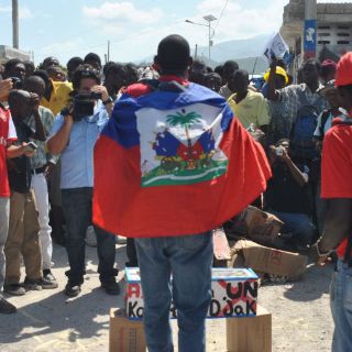 Haitianos protestan contra Minustah en primer aniversario del brote de cólera