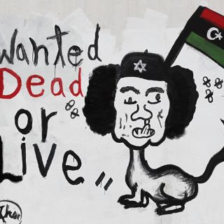 El errático y excéntrico Gadhafi sólo encontró refugio en su Sirte natal