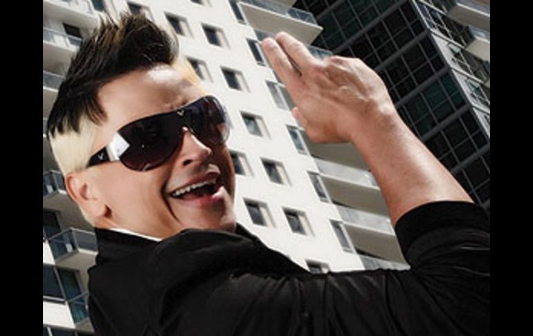 El ganador de discos de Oro y Platino, Elvis Crespo, cantará en el programa. ESPECIAL.  /