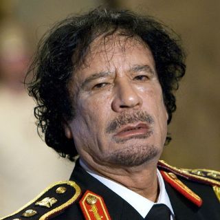 Fechas claves en la vida del líder libio Muamar Gadhafi