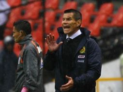 Alfredo Tena de America, durante juego de la semana 12 del Apertura 2011. MEXSPORT  /