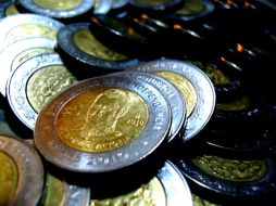 En la capital regiomontana el dólar obtuvo el mínimo a la compra, de 12.60 pesos.  /