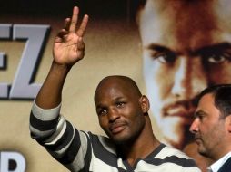 Bernard Hopkins,durante la ceremonia de pesaje en Las Vegas, Estados Unidos. MEXSPORT  /