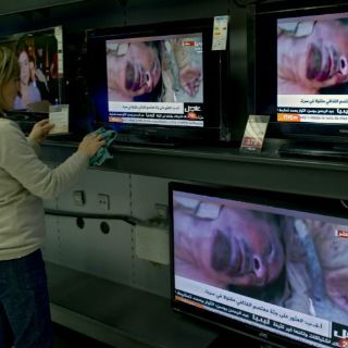 Reportan medios oficiales de Cuba muerte de Gadhafi como 'asesinato'