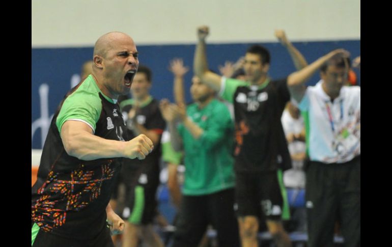 Partido por la honra. AFP  /