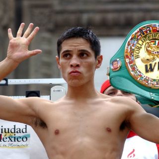 Sosa pierde en su reto por el cinturón de peso mosca