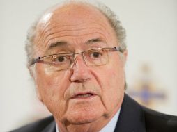 Joseph Blatter trabaja en limpiar la imagen de corrupción del organismo. AFP  /