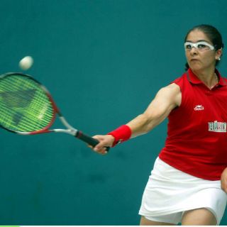 México inicia con pie derecho en frontón