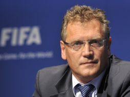 Secretario General de FIFA, Jerome Valcke durante la conferencia de prensa por casos de corrupción. AFP  /