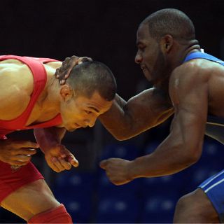 Bronce para México en lucha grecorromana 74kg