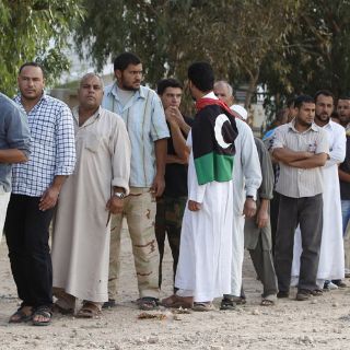 Descartan opción de practicar autopsia al cuerpo de Gadhafi