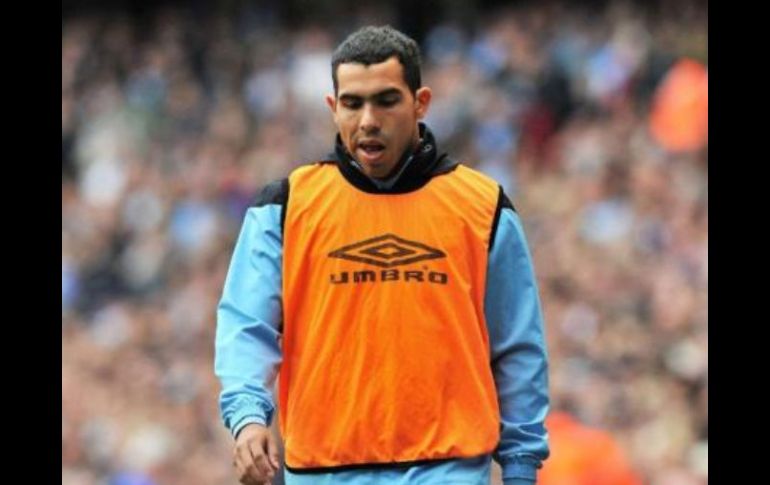 Tévez afirma que había calentado y que no se había negado a jugar. AP  /