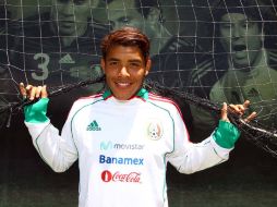 Dos Santos consiguió el empate momentáneo tras la anotación de Lozano. ARCHIVO  /