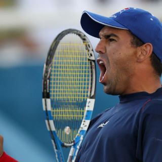 Dominicano Estrella es tercer lugar en tenis varonil