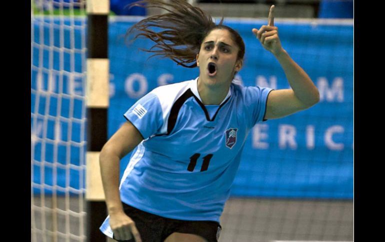 Con este triunfo Uruguay termina como el septimo lugar general en el Softbol femenil. MEXSPORT  /