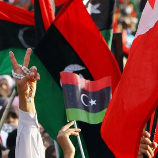 Jura hijo de Gadhafi vengar muerte de su padre