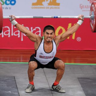 Montes da bronce en halterofilia