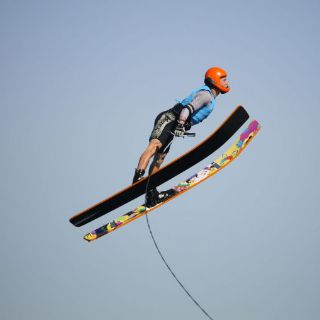 Javier Andrés Julio gana oro en figuras varonil