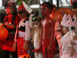 Callen dice que cepillarse los dientes y visitar el dentista son buenas medidas preventivas, por ello quiere los caramelos. REUTERS  /