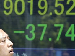 Está la posibilidad de una intervención gubernamental para debilitar la moneda local. ARCHIVO.  /