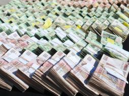 La SHCP continúa el proyecto informativo mediante la presentación del documento Presupuesto de Egresos de la Federación 2011. ARCHIVO.  /