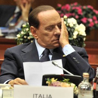 Posponen audiencia de juicio contra Berlusconi