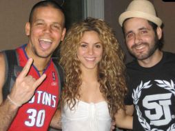 El dúo puertorriqueño Calle 13 lidera la lista de nominados con diez candidaturas; Shakira con tres. ESPECIAL  /