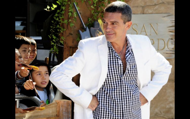 Antonio Banderas y su esposa Melanie Griffith serán los anfitriones de la primera gala latina. EFE  /