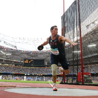 Fernández gana oro en disco