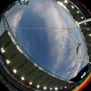 Gran triunfo en salto con pértiga