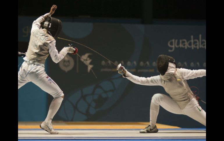 Kiefer (i) y Michel (d) durante el combate. AFP  /