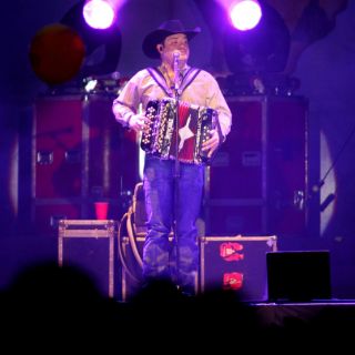 Intocable hace vibrar a los tapatíos