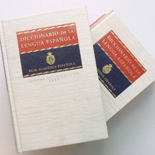 Fundéu BBVA: 'facultar para algo'  no 'facultar a algo'