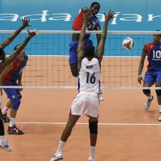 Cuba vence en tres sets a Venezuela