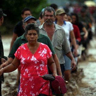 Salud Jalisco mantiene apoyo sanitario por ''Jova''