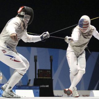 EU arrasa en esgrima