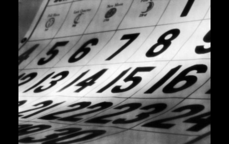 Lo apropiado sería 'Hace un mes' y 'un mes atrás'. ESPECIAL  /