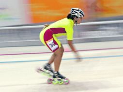 La mexicana Verónica Elías se llevó la presea de bronce con 27.414 segundos. MEXSPORT  /