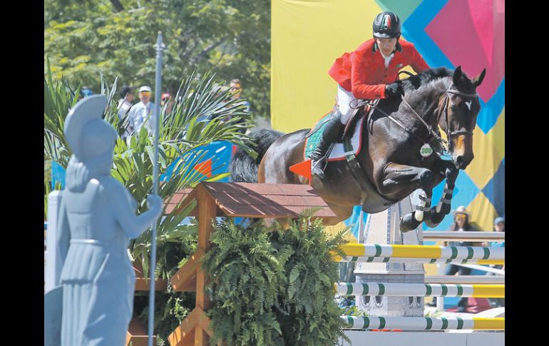 Daniel Michán, montando a “Ragna T”, se colocó como el mejor mexicano de la sesión.  /