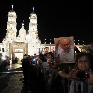 Inicia segundo día del recorrido de las reliquias de Juan Pablo II