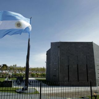 Encabeza Cristina Fernández homenaje a Kirchner a un año de su muerte