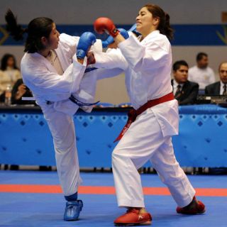 Caballero avanza a la final de karate femenil