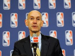 Comisionado, Adam Silver, comentó que también quedan pendientes asuntos relacionados con el sistema de salario y contratación. ARCHIVO  /