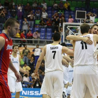 República Dominicana triunfa frente a Brasil