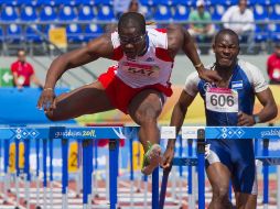 Robles se lleva otra presea dorada en atletismo. AFP  /