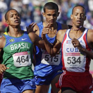 Cuba hace el 1-3 en 800m varonil
