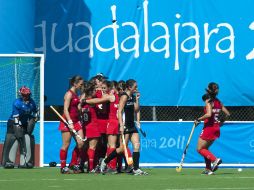 La final de hockey sobre césped será una de las novedades de mañana. AFP  /